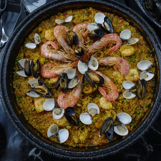 Zeevruchtenpaella